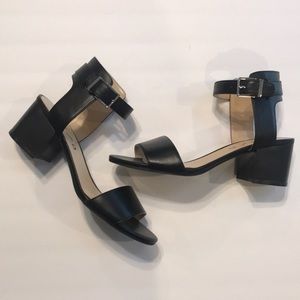 Unisa black sandals with heel